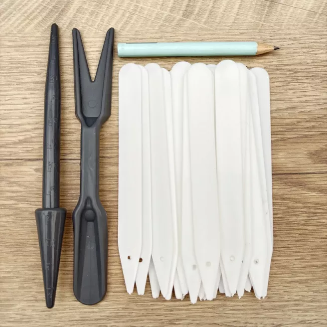 Kit 25 étiquettes-2 outils pour repiquage-1 crayon